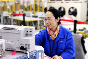 我公司楊麗華同志榮獲“2021年首都勞動獎章”