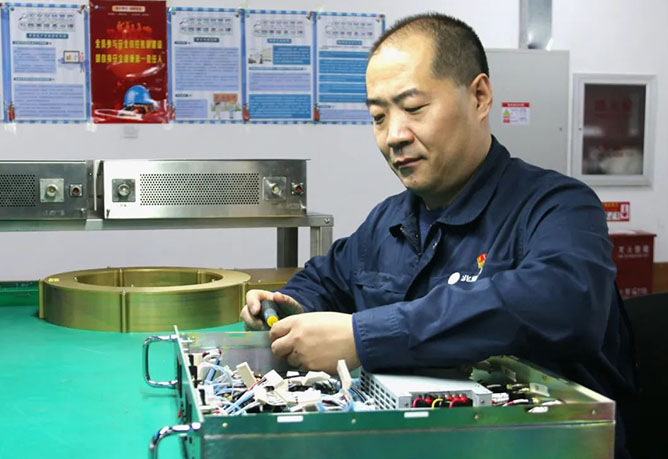 喜報 | 張順林同志喜獲“國(guó)務院政府特殊津貼”榮譽