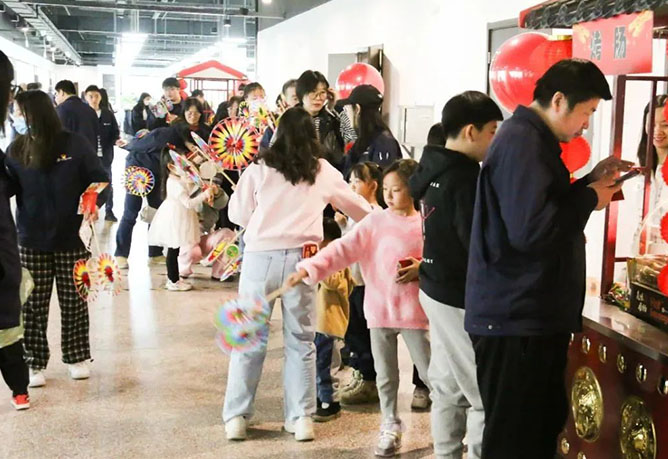 龍行龘龘 前程朤朤 | 公司工會舉行2024年新春遊園活動